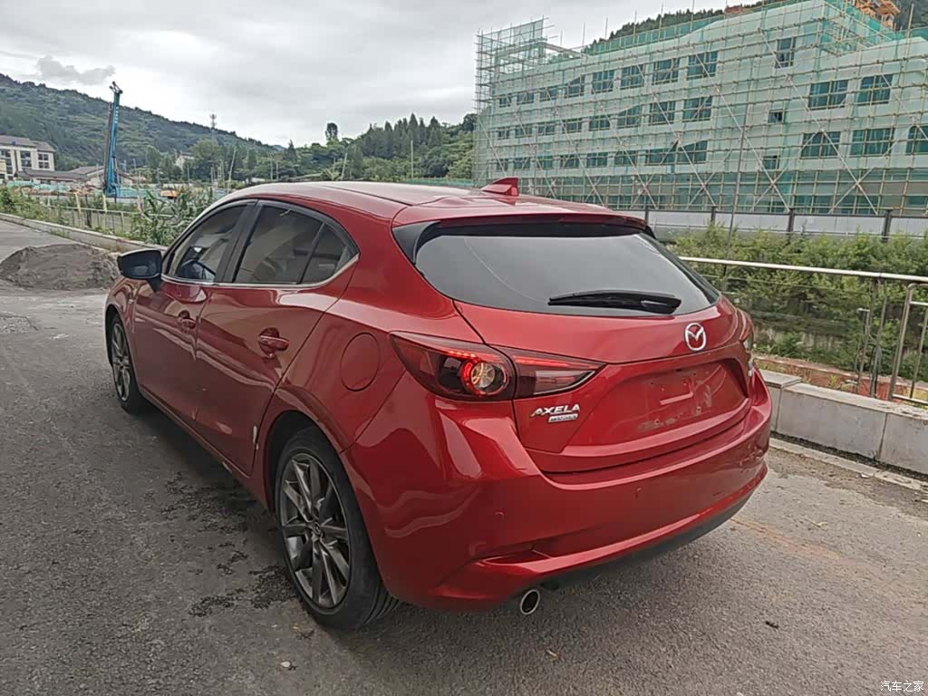 Mazda Mazda3, 2018 все фото