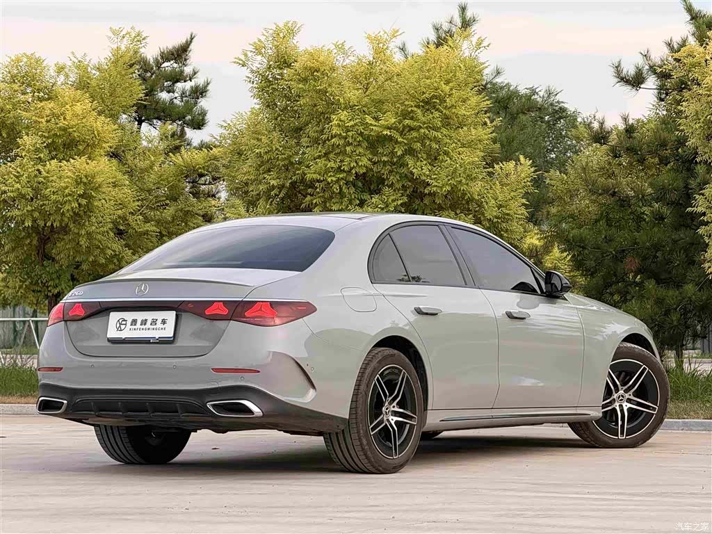 Mercedes-Benz E-Class, 2026 24