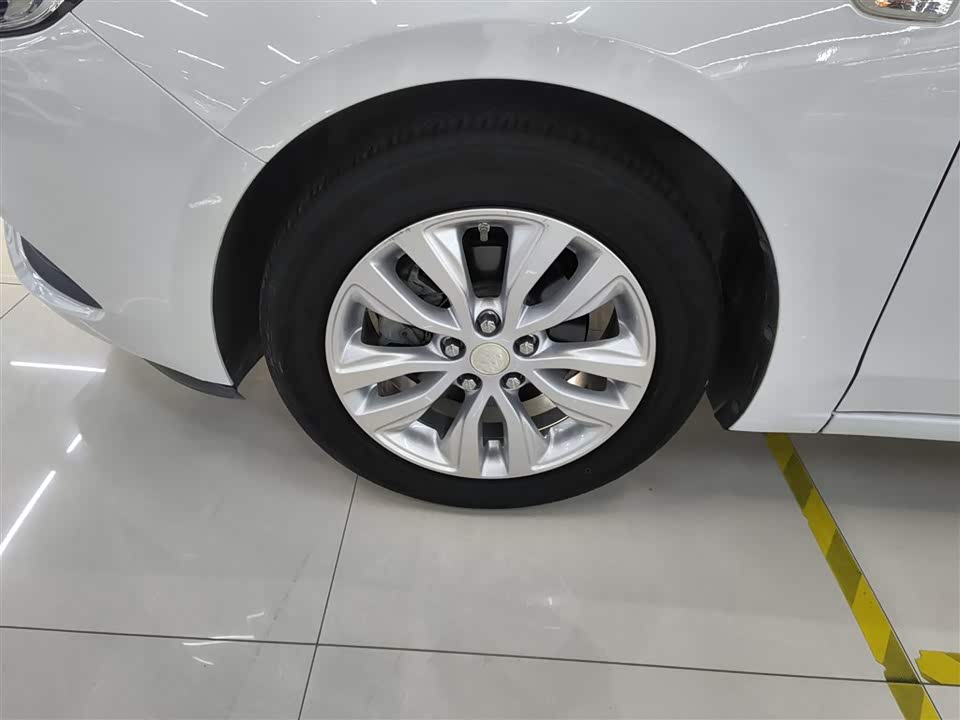 Buick Yinglang Buick Yinglang