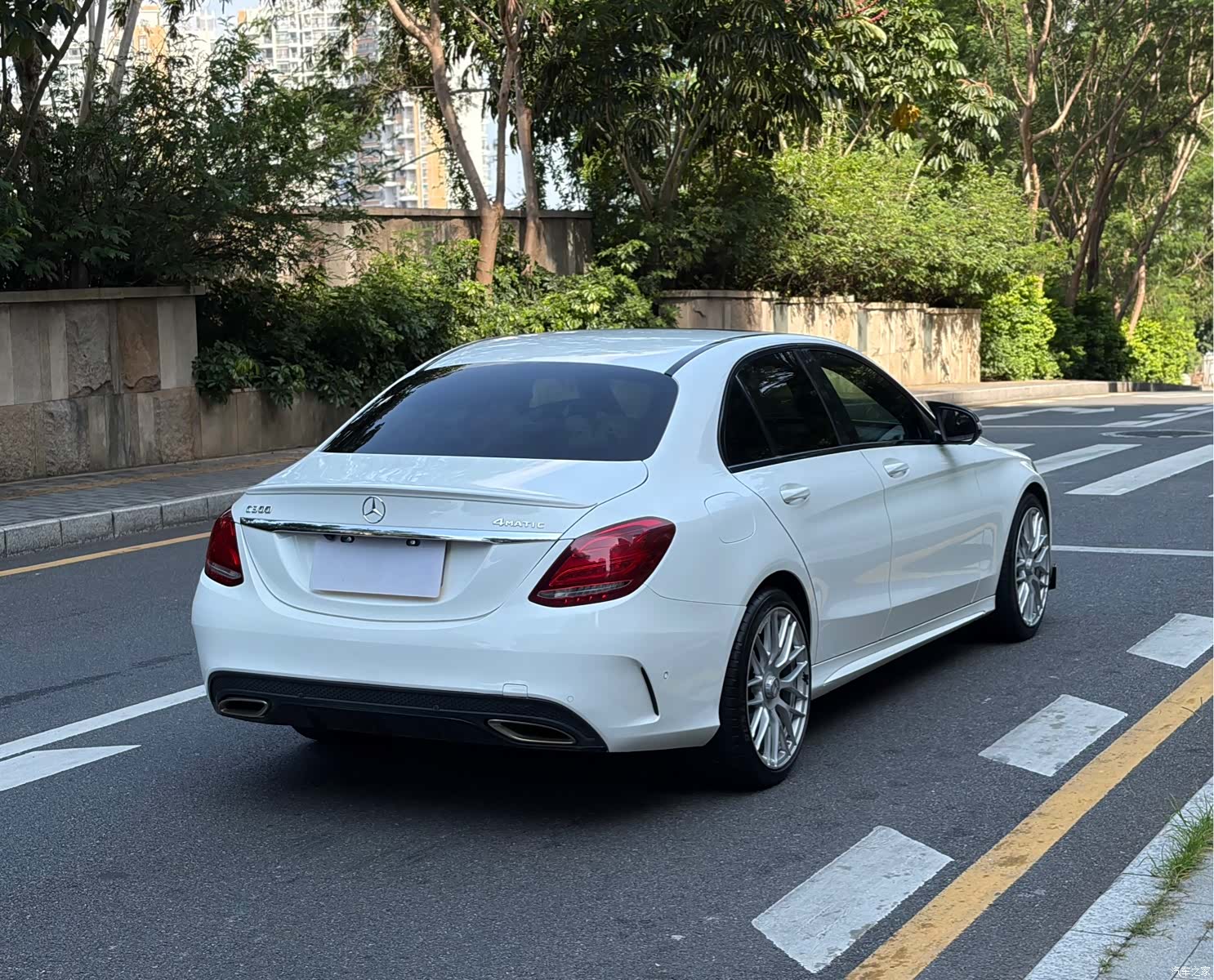 Mercedes-Benz C-Class, 2018 16