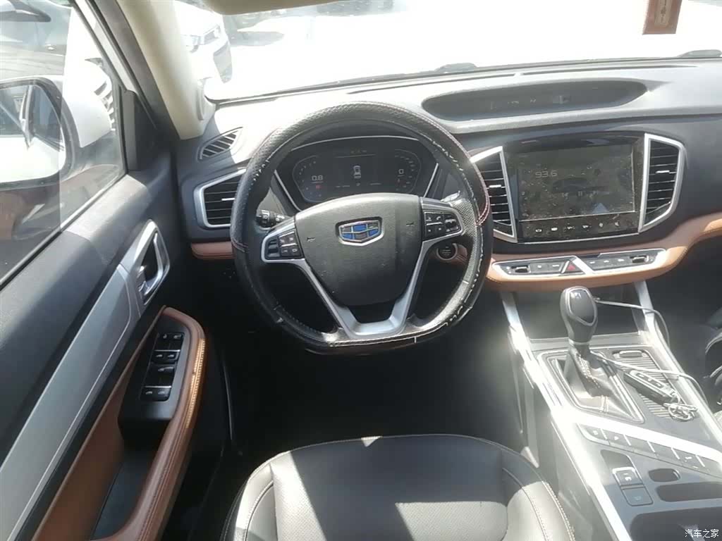 Geely X6, 2018 11