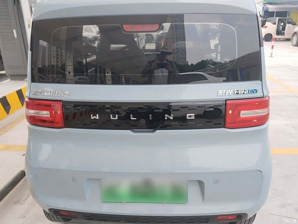 Wuling MINIEV, 2020 6