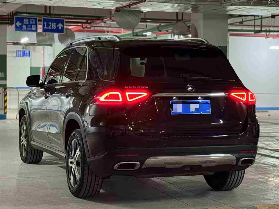 Mercedes-Benz GLE Mercedes-Benz GLE