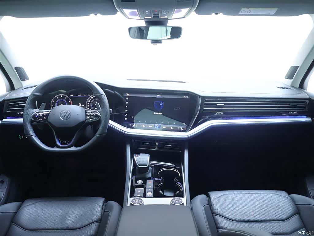 Volkswagen Touareg, 2022 13