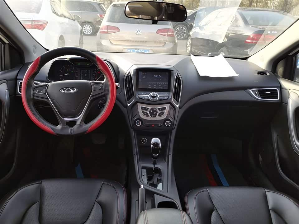 Chery Arrizo 5