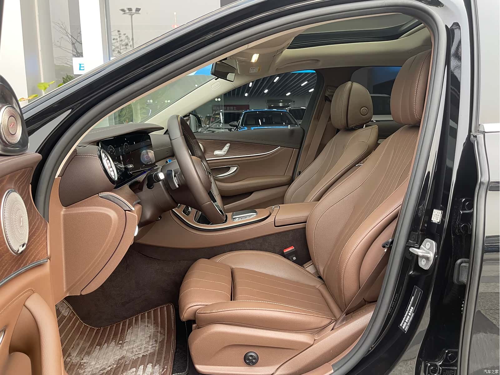 Mercedes-Benz E-Class, 2023 все фото