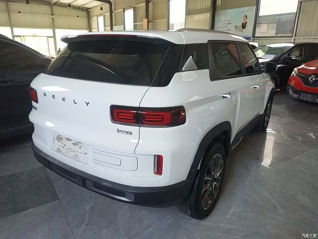 Geely Icon, 2022 все фото