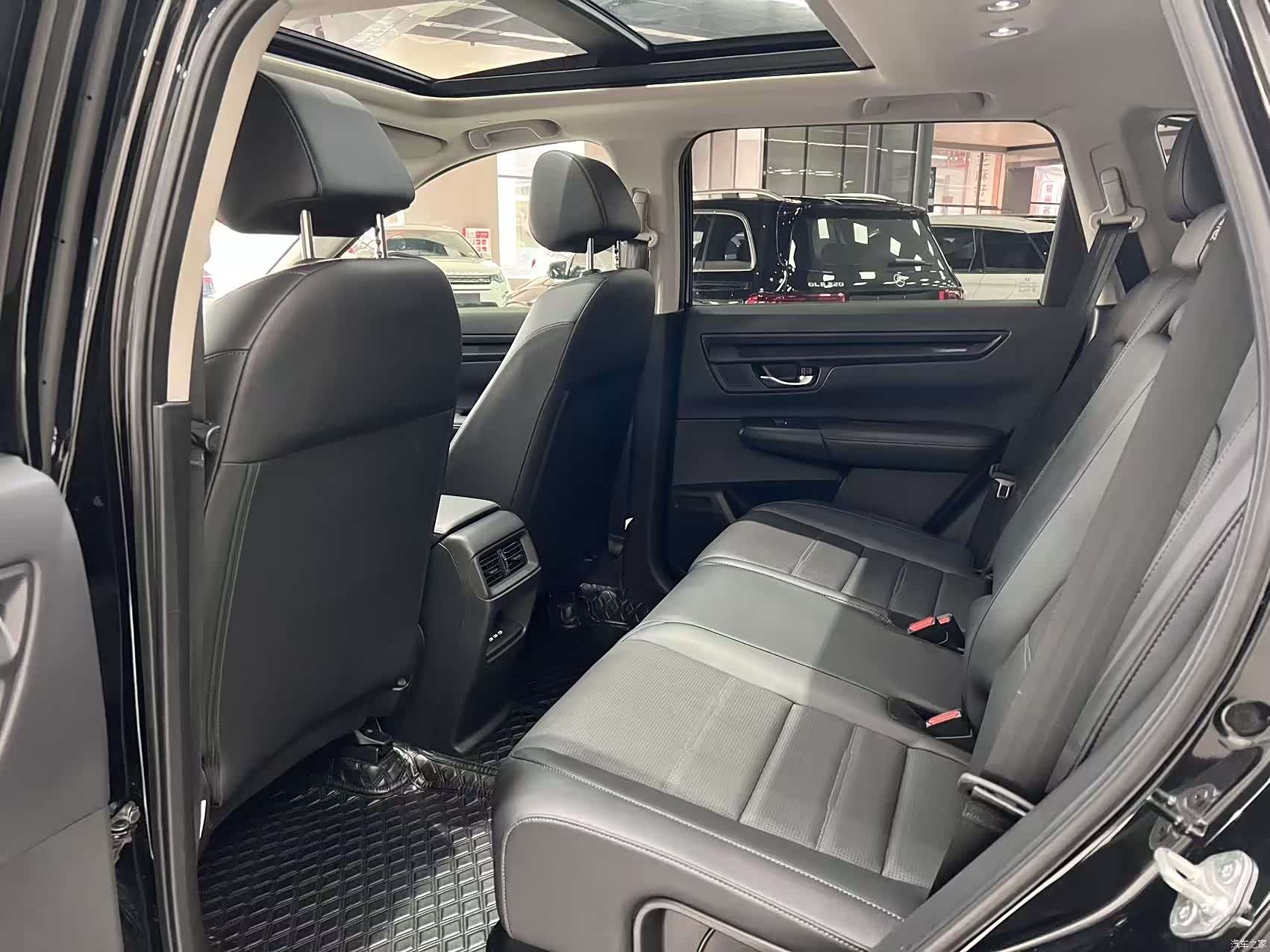 Honda CR-V, 2024 все фото