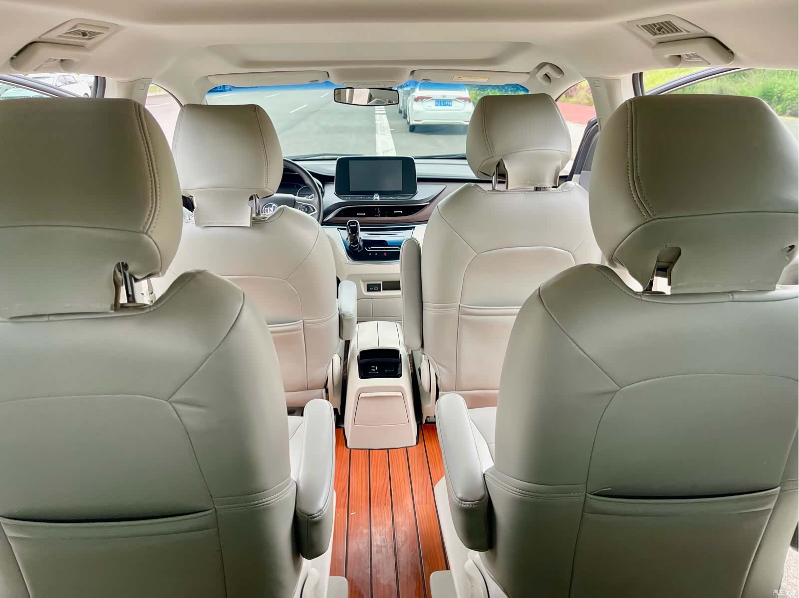 Buick GL8, 2022 15