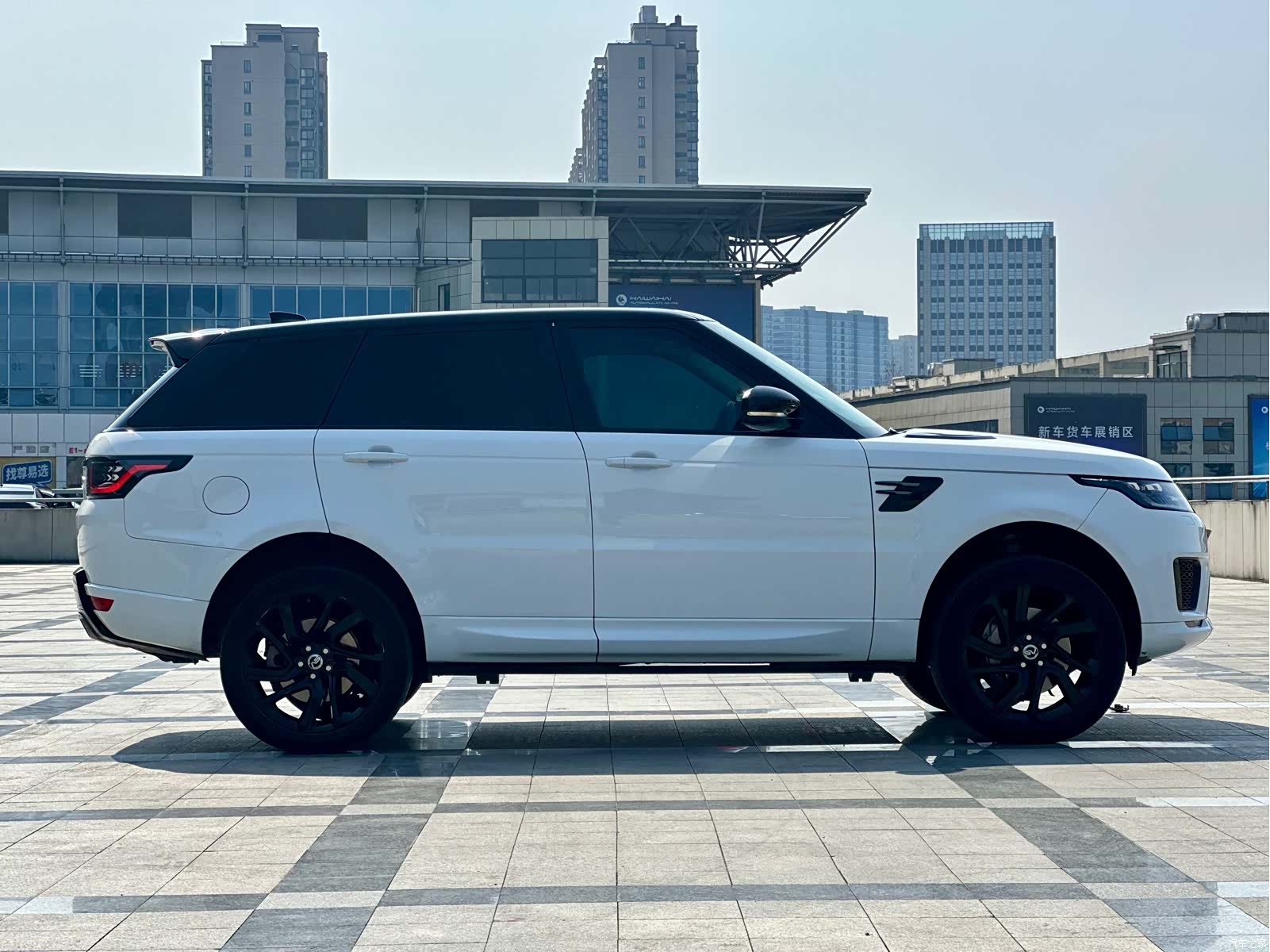 Land Rover Range Rover, 2018 15