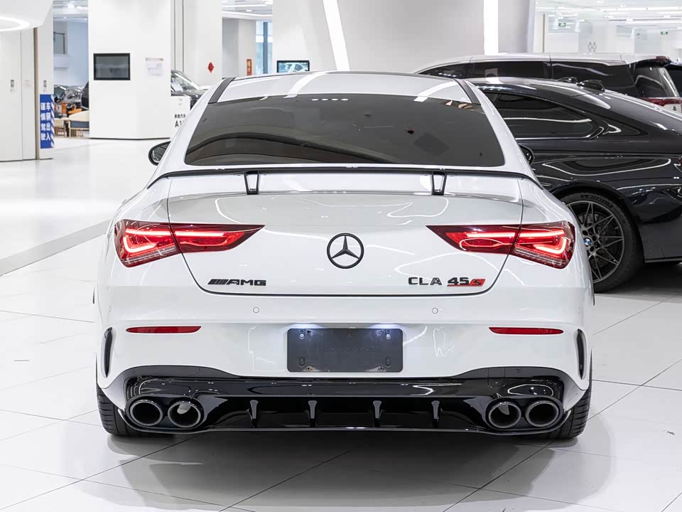 Mercedes-Benz CLA AMG