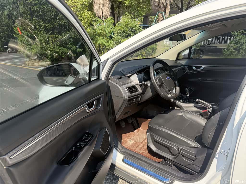 Geely X6, 2018 7