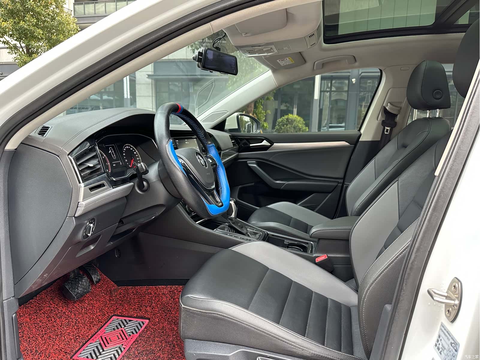 Volkswagen Sagitar, 2019 8