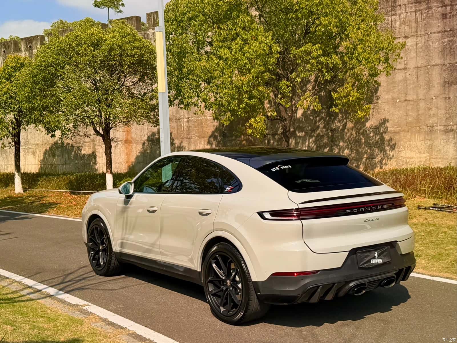 Porsche Cayenne, 2024 9