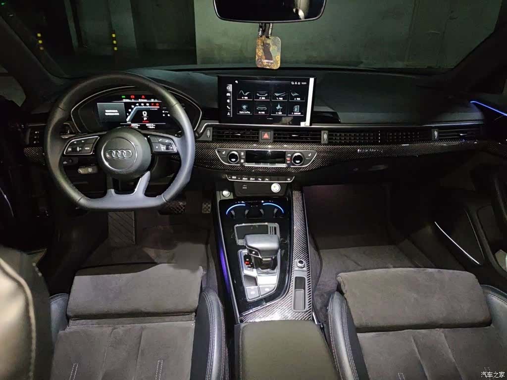 Audi A4L, 2023 13