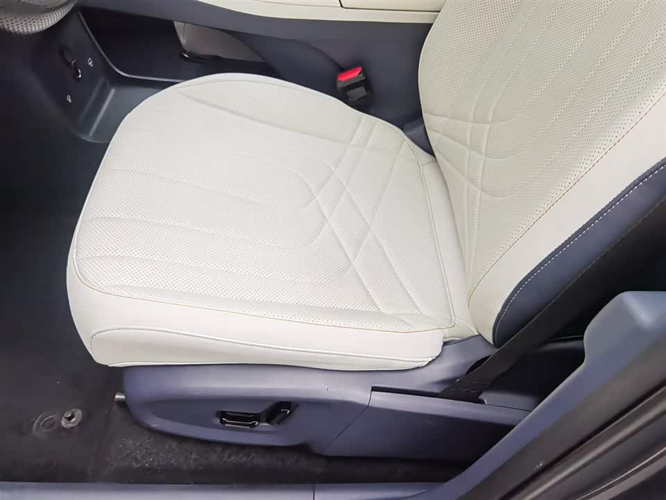 Geely Galaxy Galaxy Starship 7