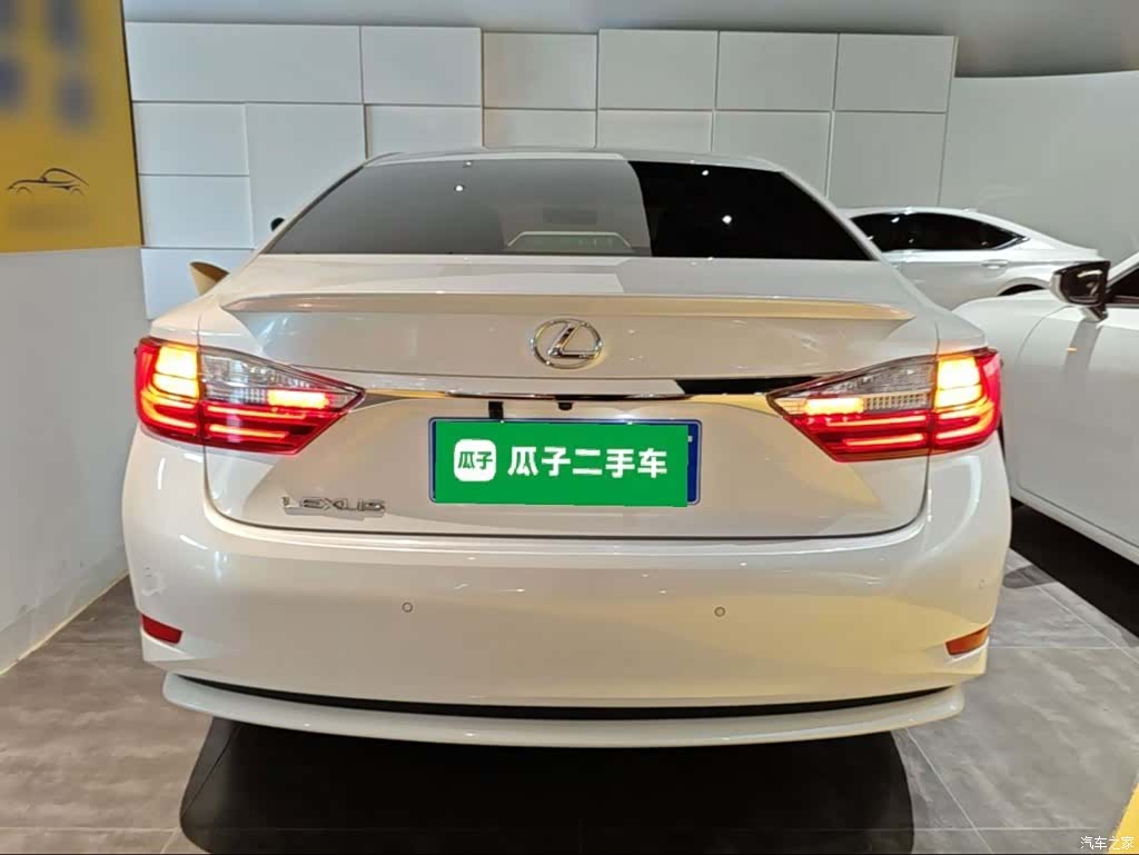 Lexus ES, 2018 6