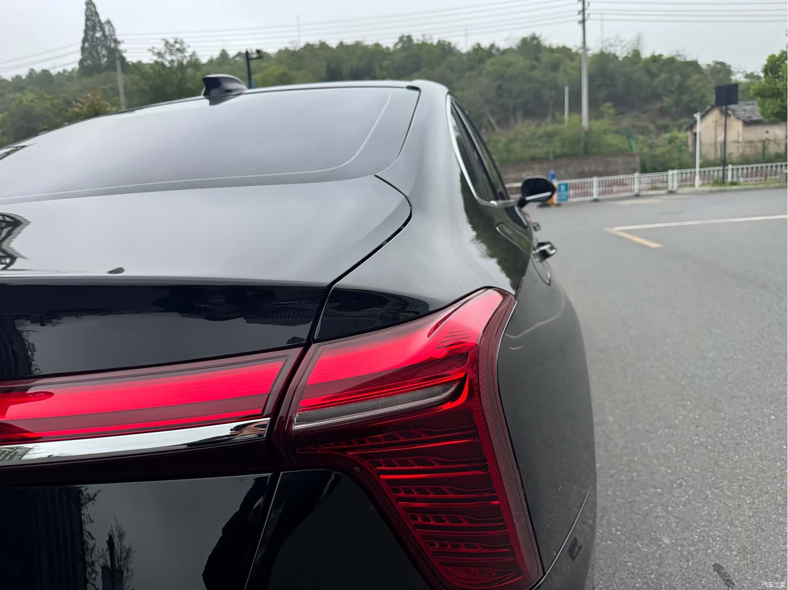 Hongqi H5, 2023 6