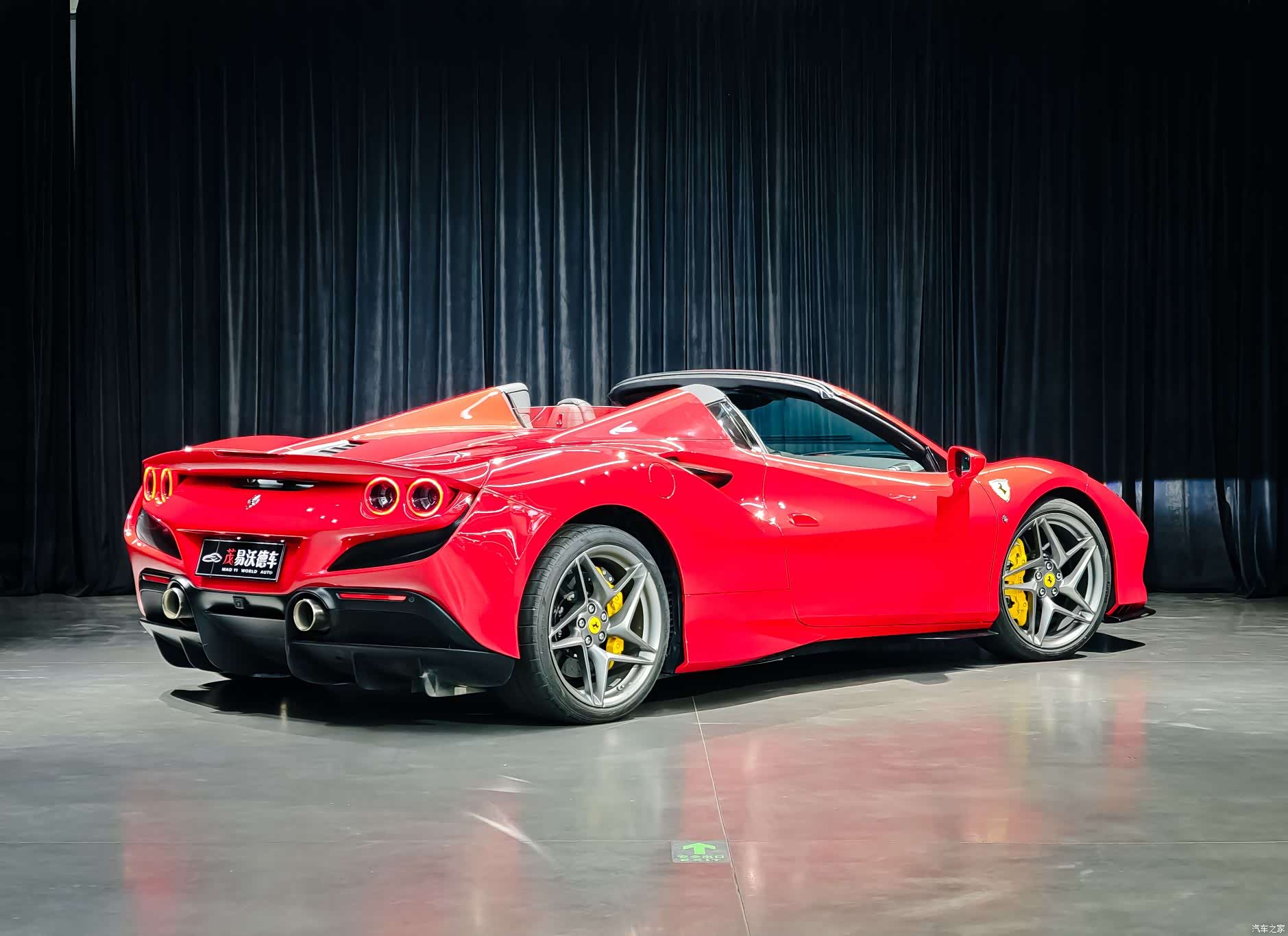 Ferrari F8, 2023 8