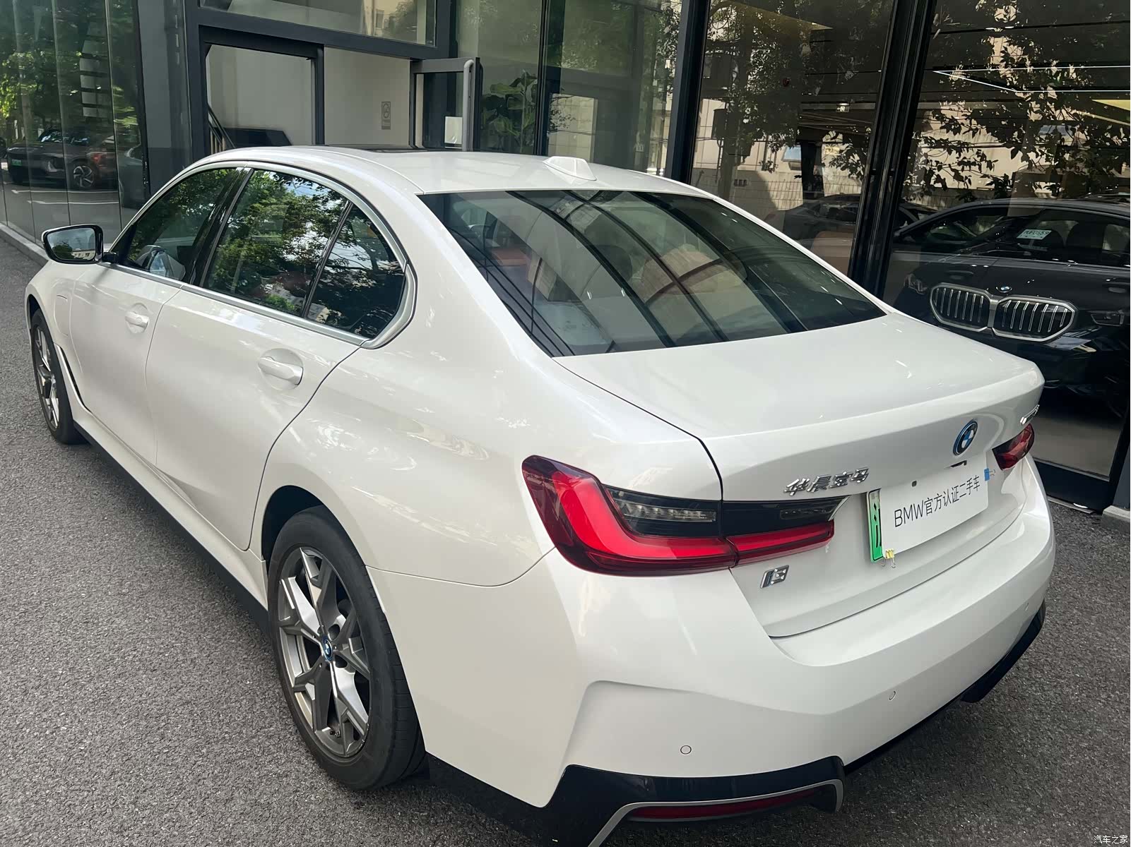BMW i3, 2022 все фото