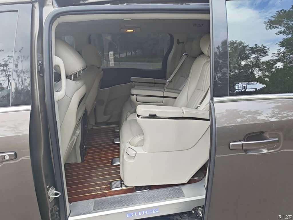 Buick GL8, 2021 17