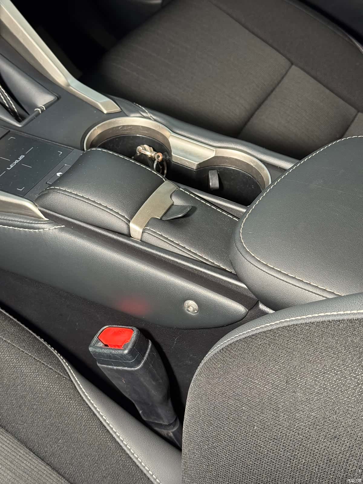 Lexus NX, 2020 22