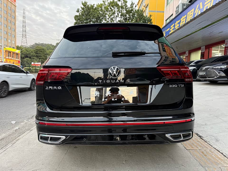 Volkswagen Tiguan L