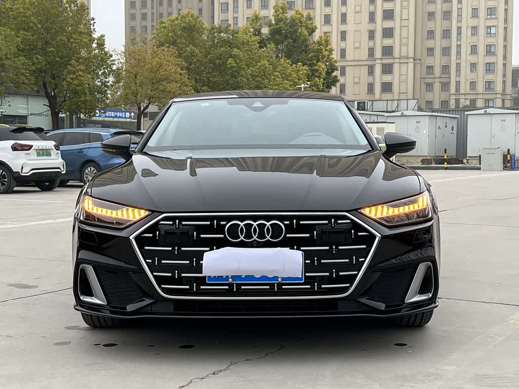 Audi A7L
