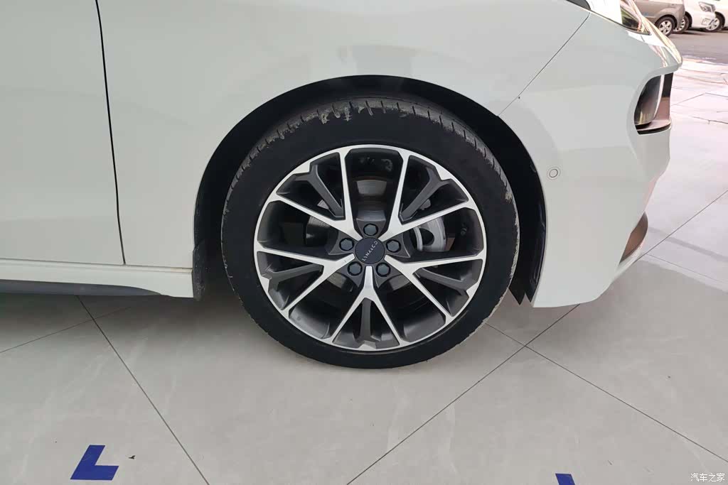 Lynk & Co 01, 2019 6