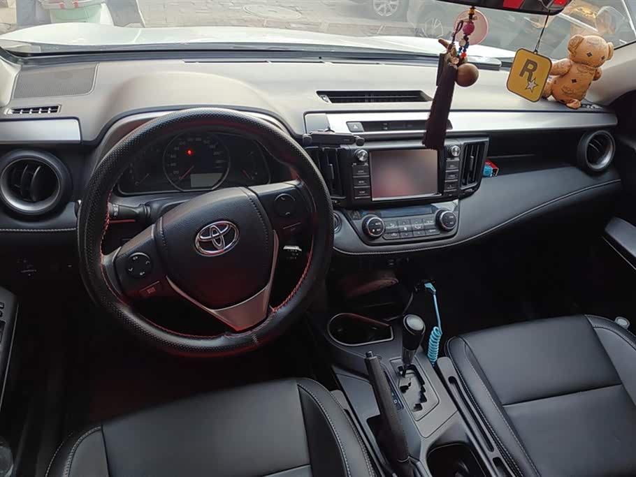 Toyota RAV4 Rongfang