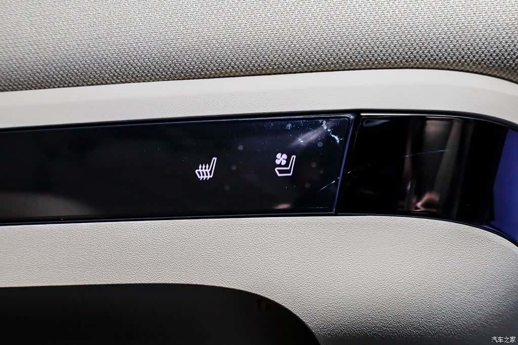 Buick GL8, 2025 29