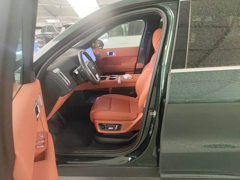 Li Auto Ideal L8