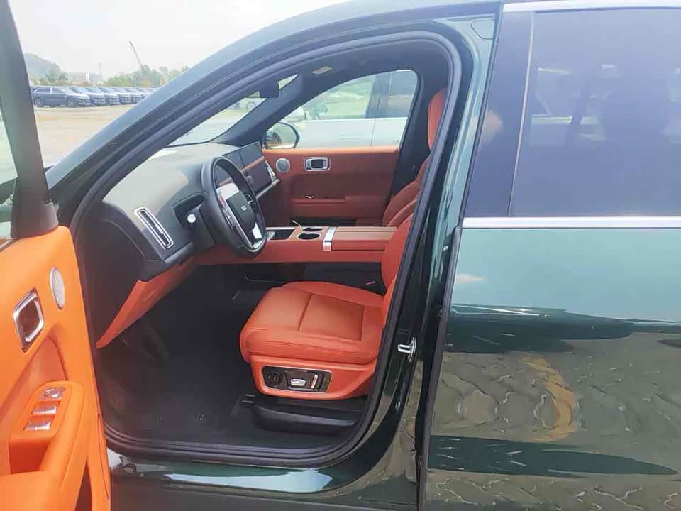 Li Auto Ideal L8