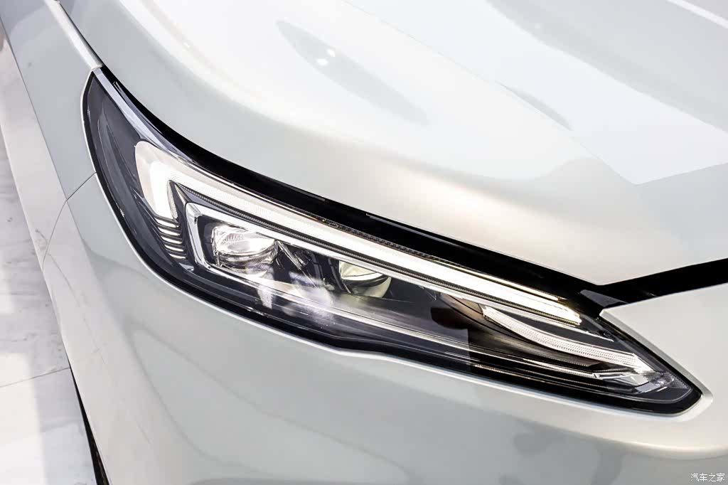 Buick GL8, 2025 34