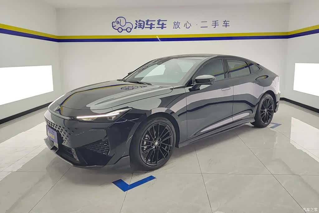 Changan UNI-V, 2024 1