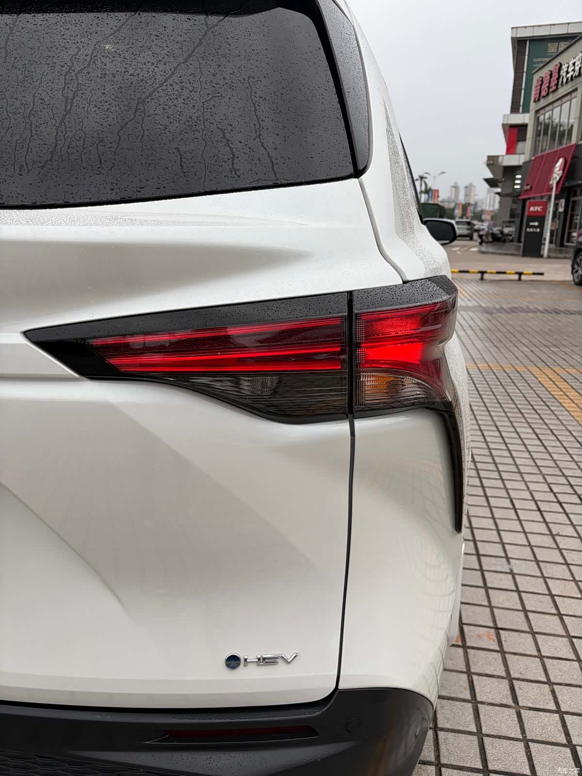 Toyota Granvia, 2024 21