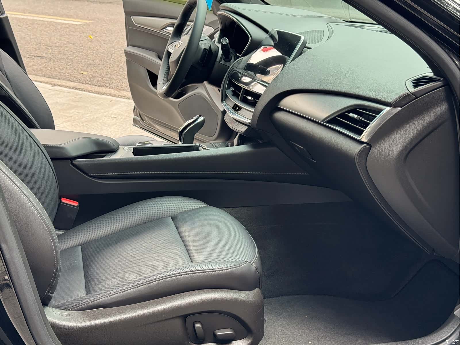 Cadillac CT5, 2023 all photos