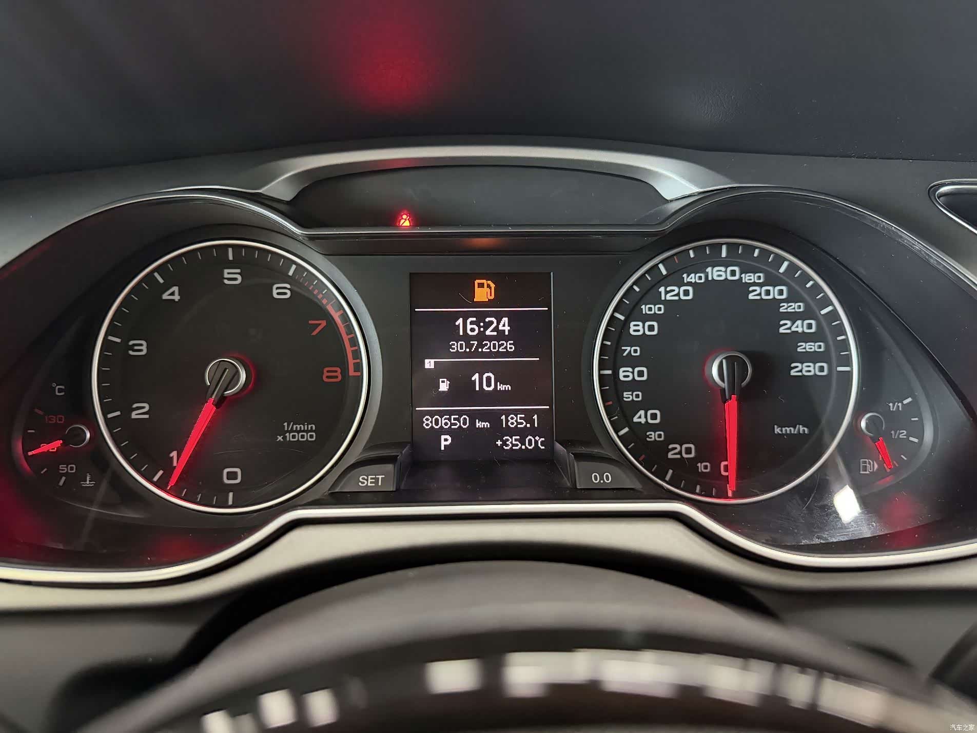 Audi A4L, 2016 10