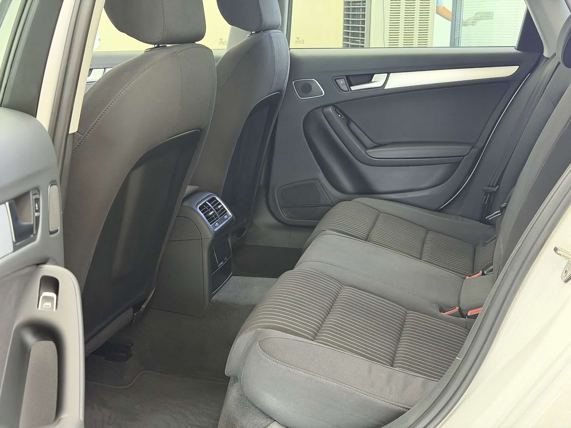 Audi A4L, 2016 все фото