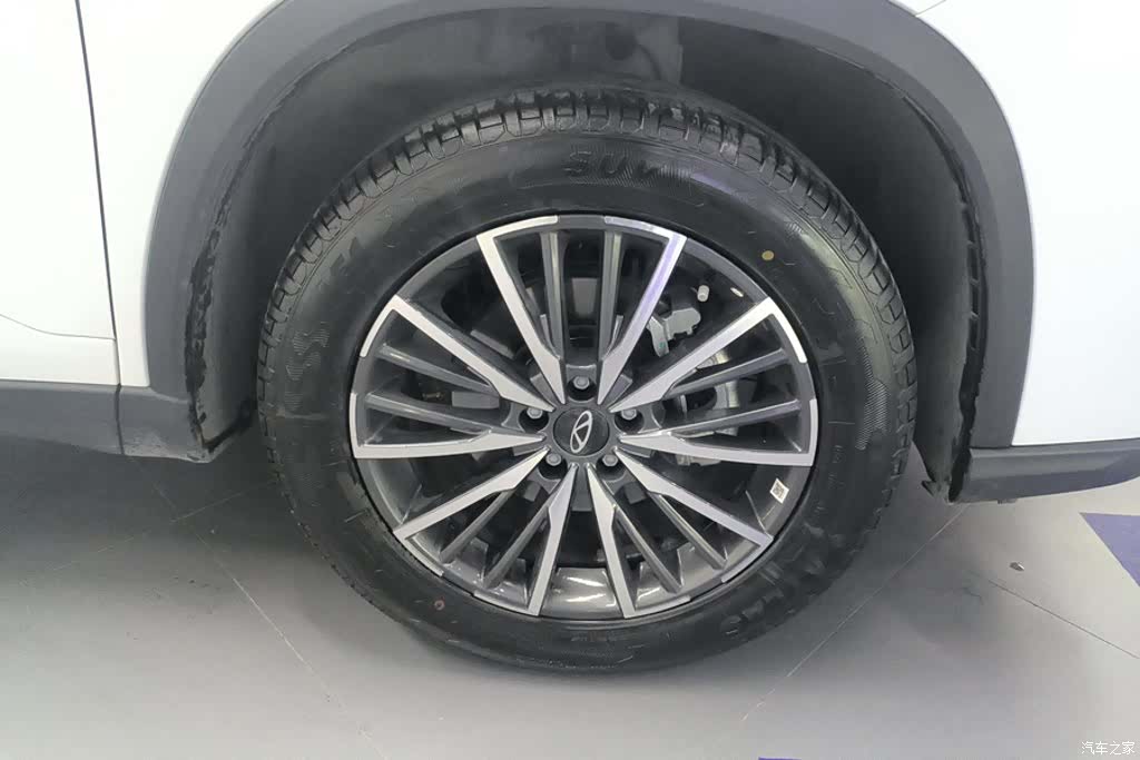Chery Tiggo 8, 2025 6
