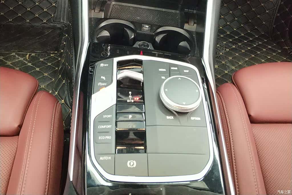 BMW 3 Series, 2024 16