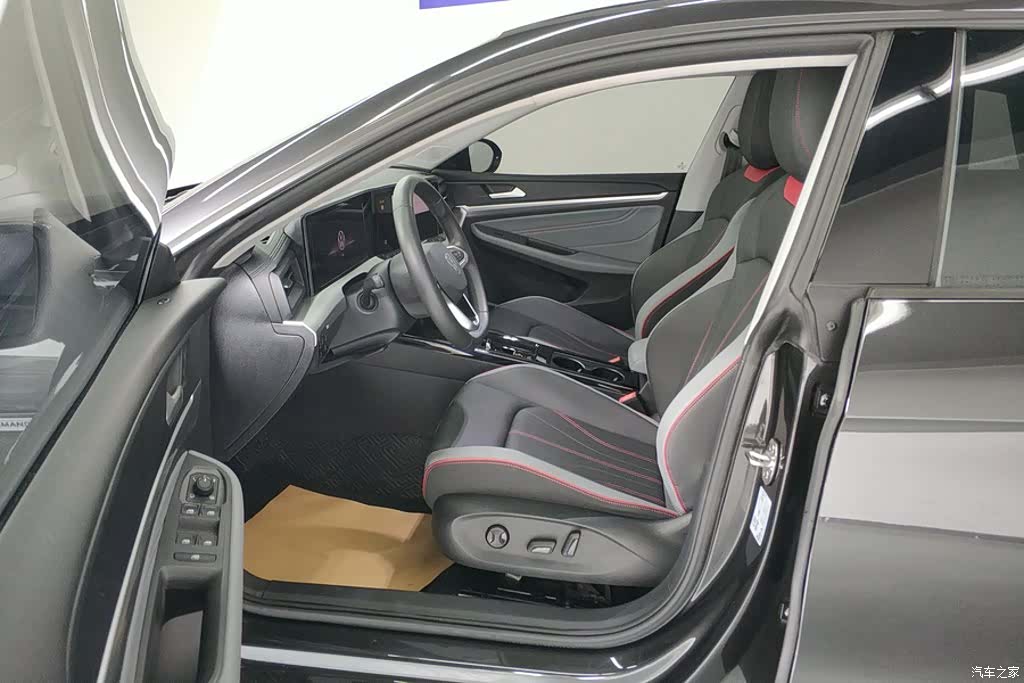 Volkswagen Lamando, 2024 9