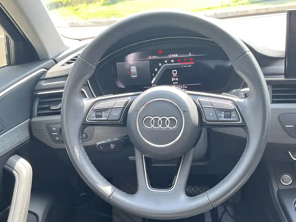 Audi A4L
