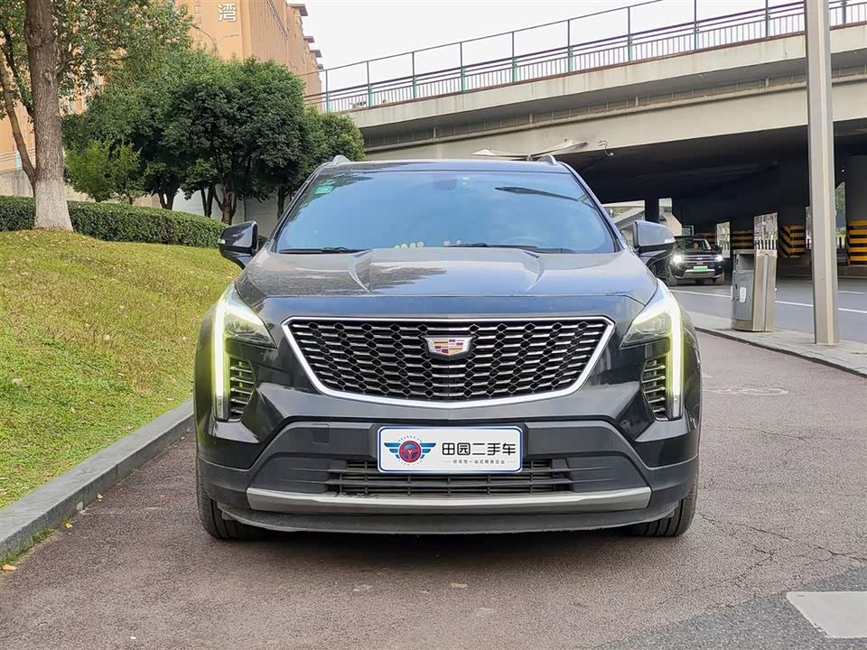Cadillac XT4