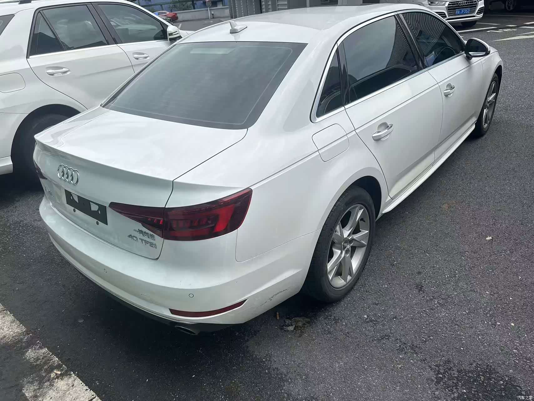 Audi A4L, 2018 3