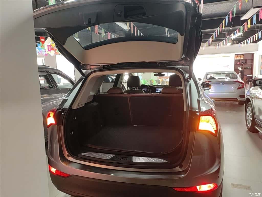 Buick Envision Plus, 2020 19