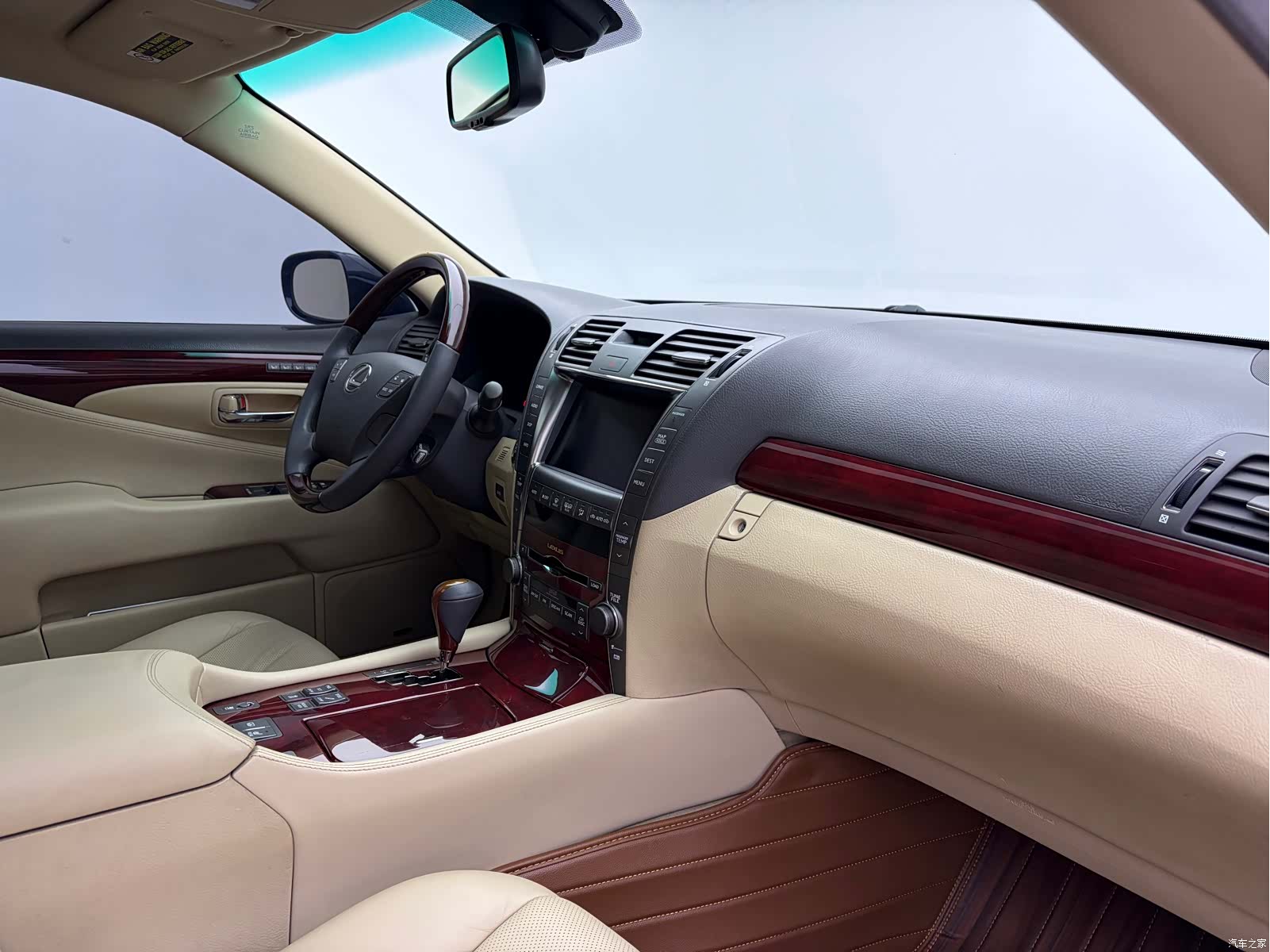 Lexus LS, 2009 13
