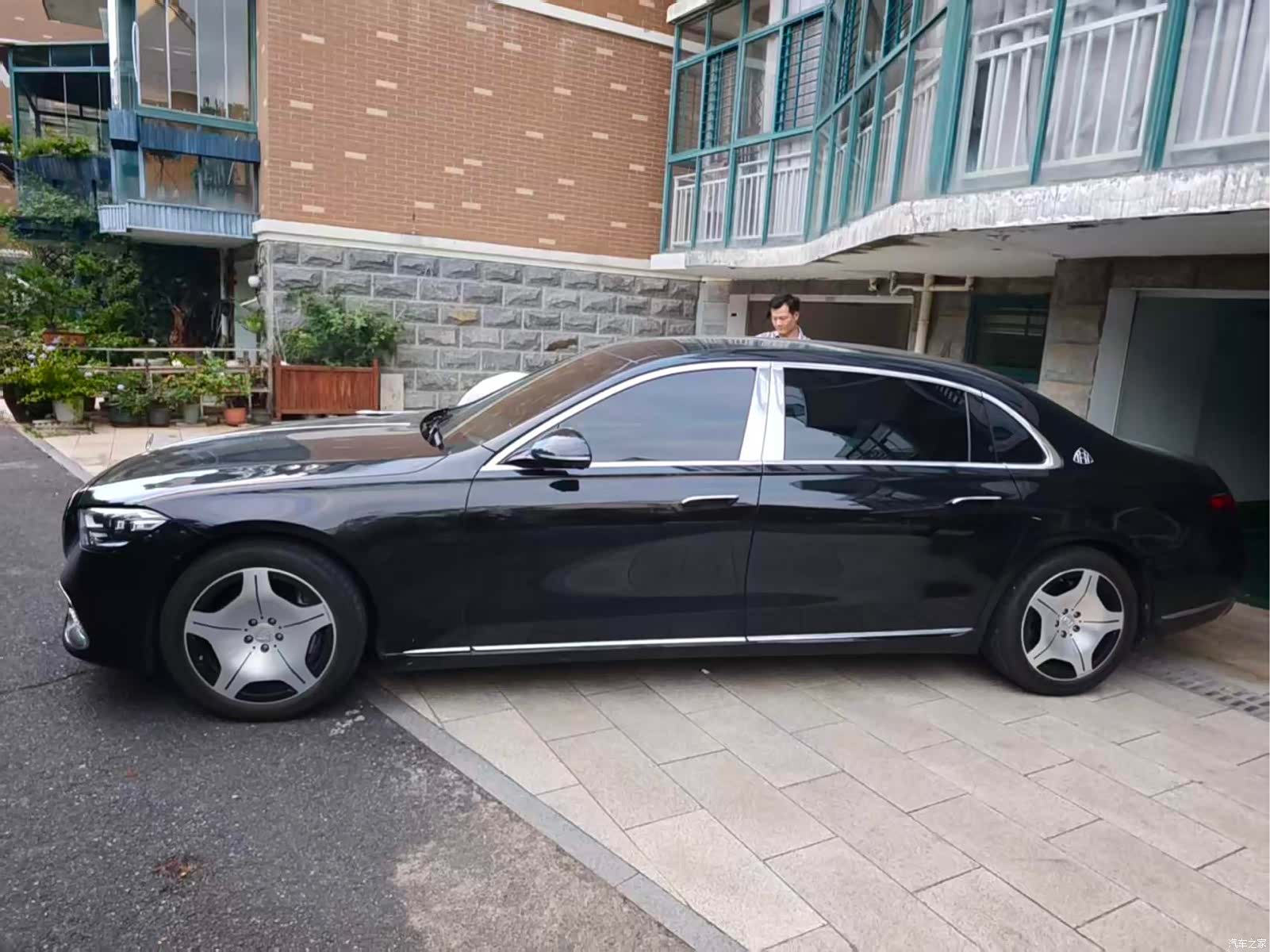 Maybach S-Class, 2023 все фото