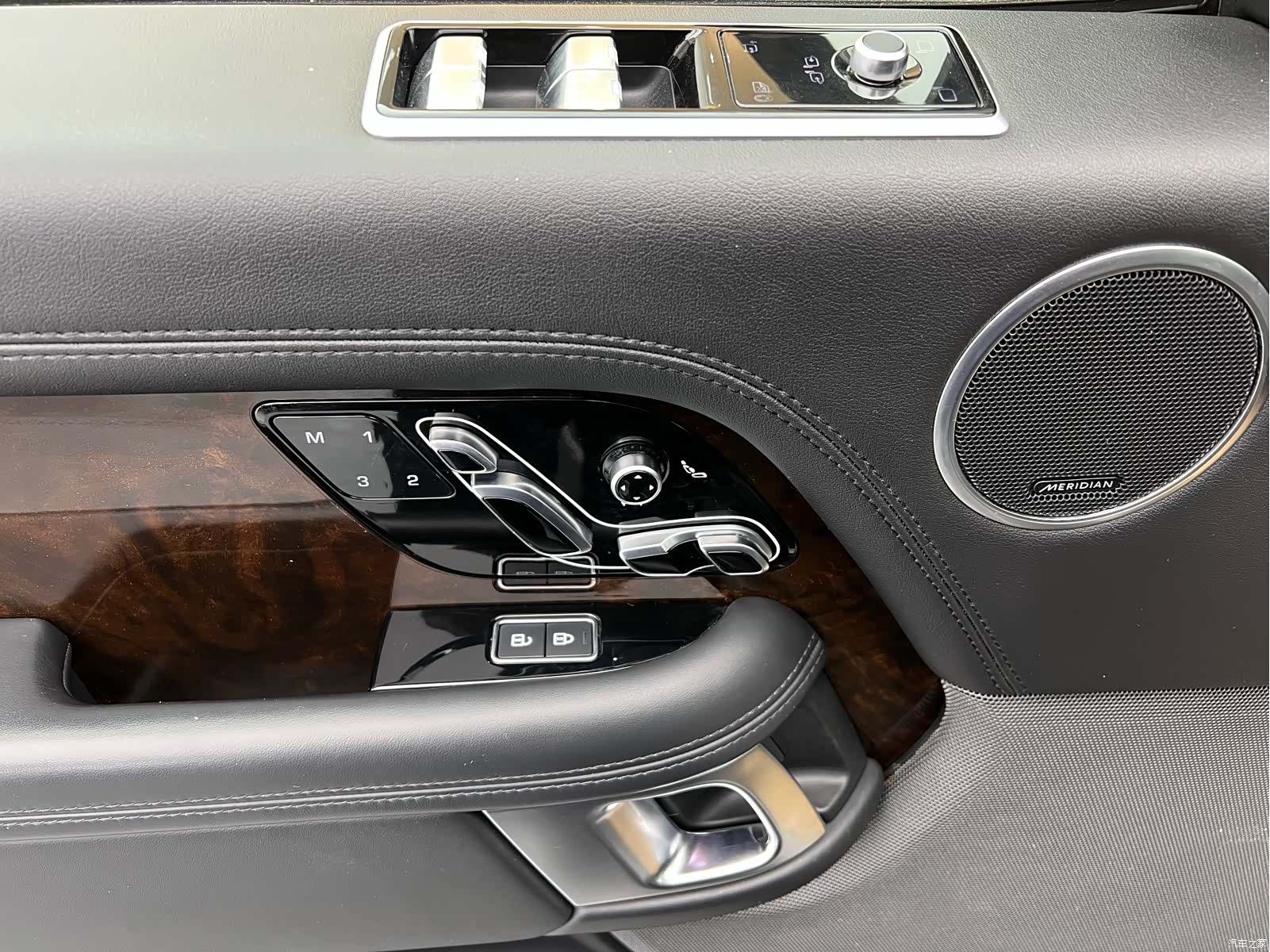 Land Rover Range Rover, 2022 все фото