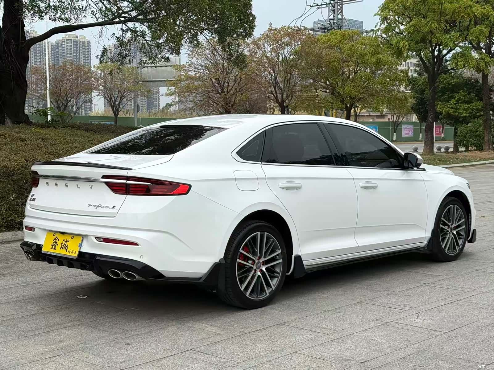 Geely Preface, 2024 16